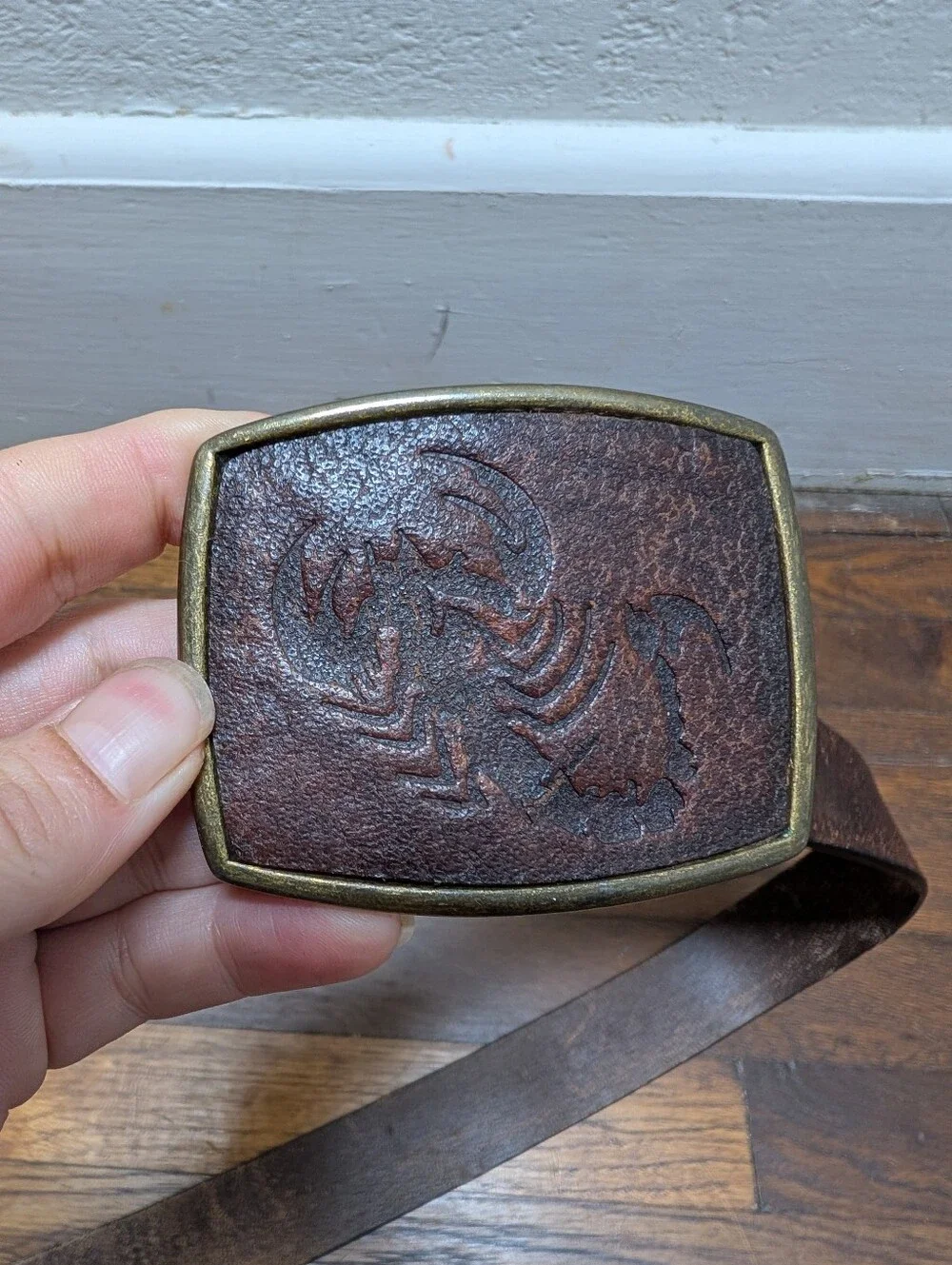 Vtg Men's Brown Size 42/44 Dress Belt, Adjustable Solid with Scorpion Buckle
